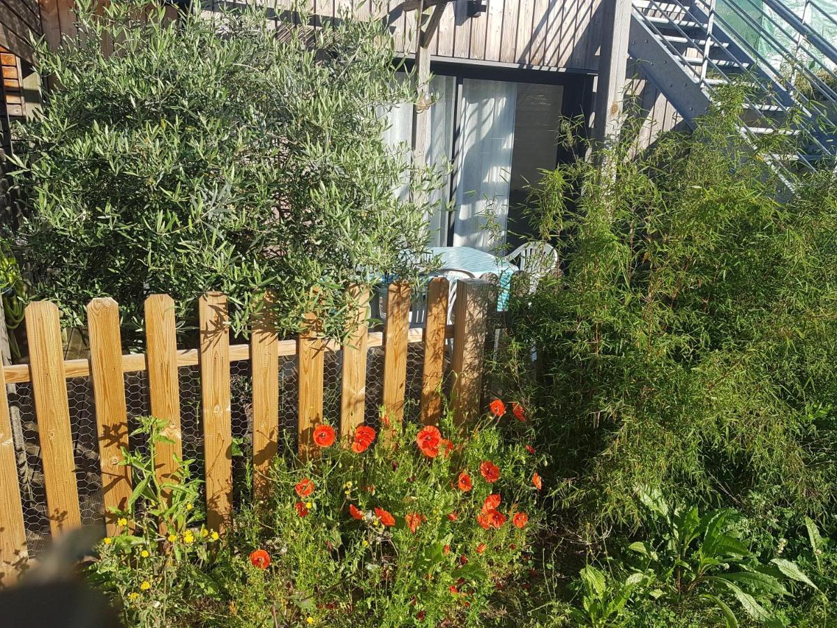 Angers Green Lodge ภายนอก รูปภาพ
